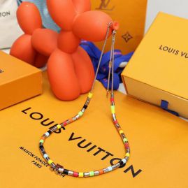 Picture of LV Necklace _SKULVnecklace06cly18212404